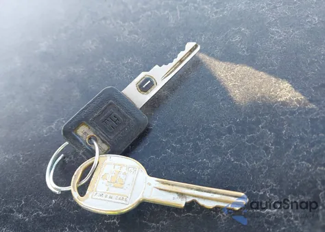 1992 Chevrolet Camaro Rs из США, поврежденный, VIN 1G1FP23E1NL133504